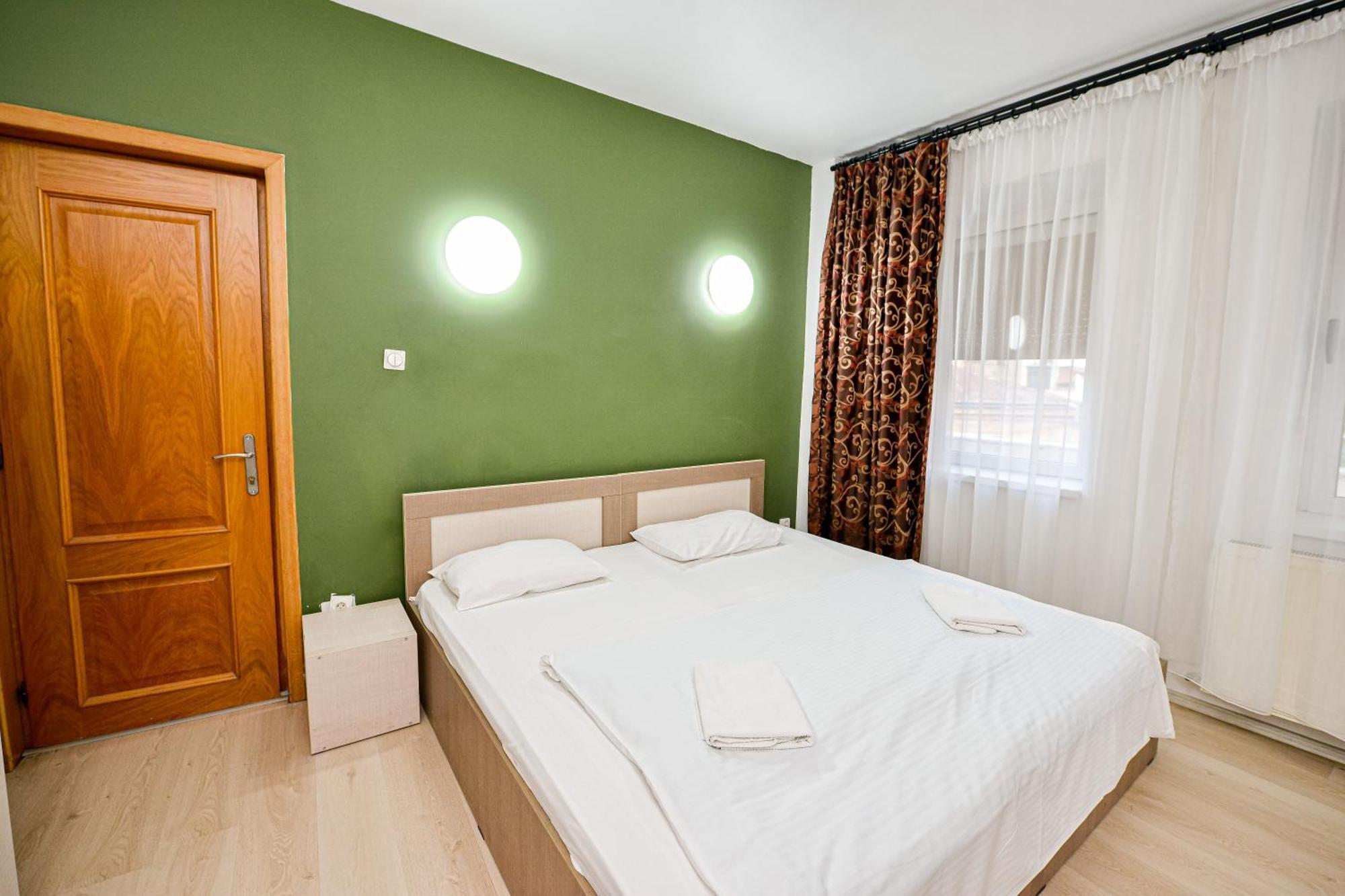 בוקרשט The Lincoln Suites - Central Shabbat Friendly Apartments מראה חיצוני תמונה