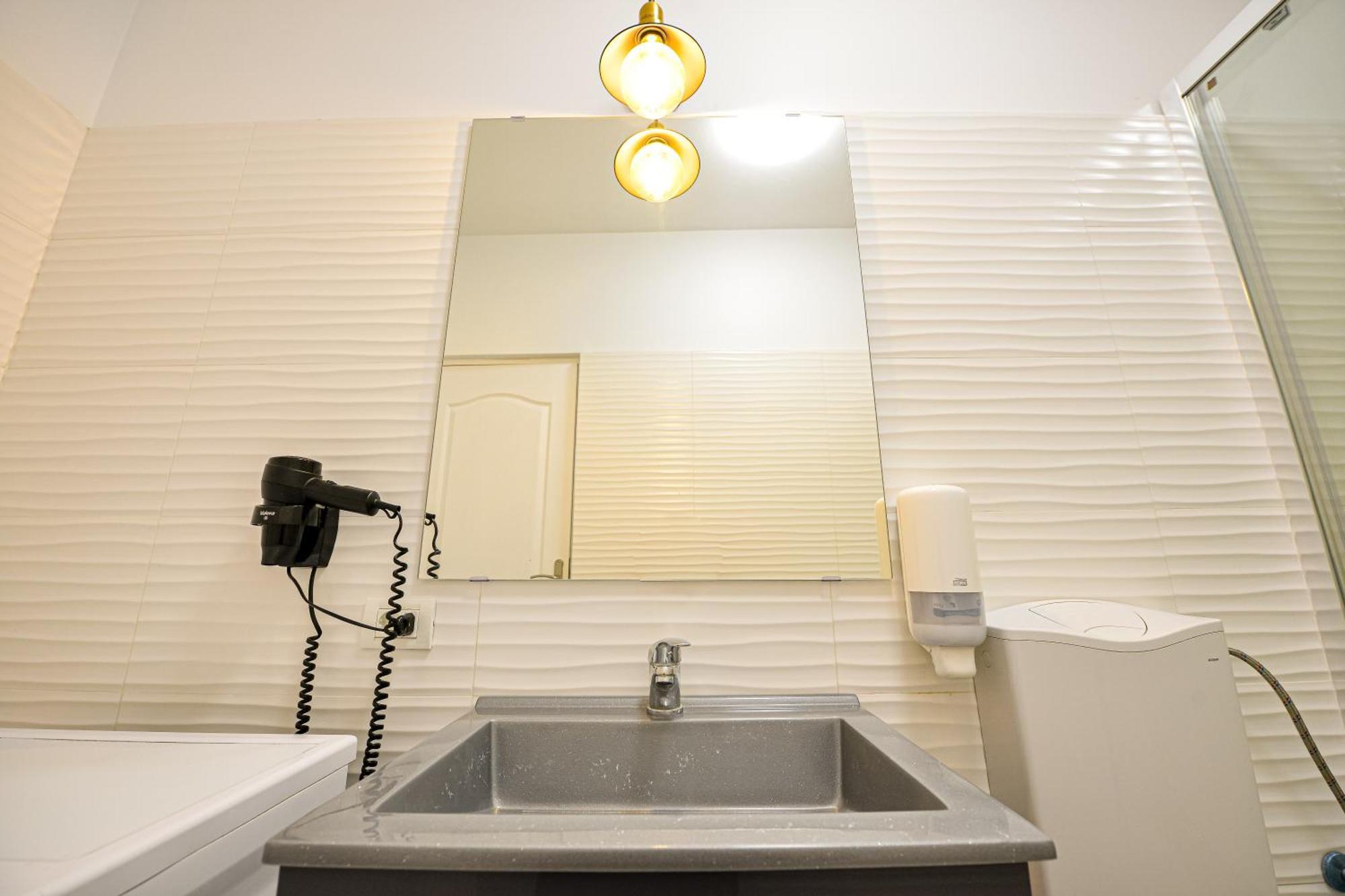 בוקרשט The Lincoln Suites - Central Shabbat Friendly Apartments מראה חיצוני תמונה