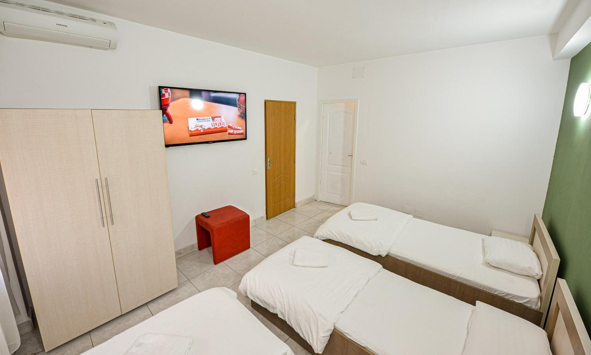 בוקרשט The Lincoln Suites - Central Shabbat Friendly Apartments מראה חיצוני תמונה
