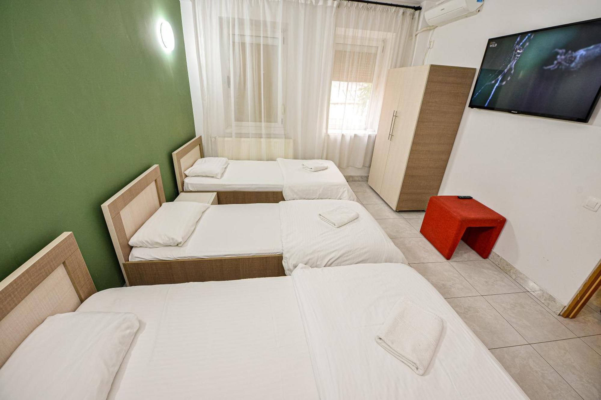 בוקרשט The Lincoln Suites - Central Shabbat Friendly Apartments מראה חיצוני תמונה